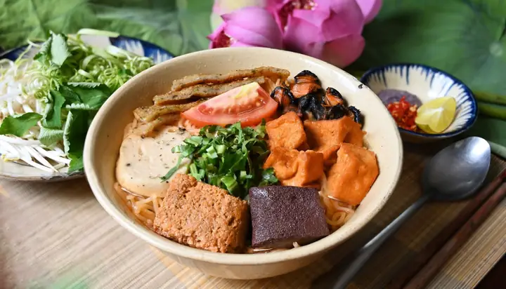 Bún Riêu Canh Bún 30 - Quán Ăn Gia Đình Ngon Ở Bình Thạnh