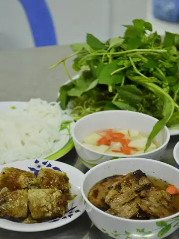 Bún Thịt Nướng Xuân Tứ
