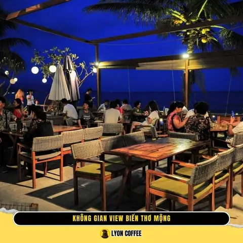 Cà Phê 4 Mùa Nha Trang