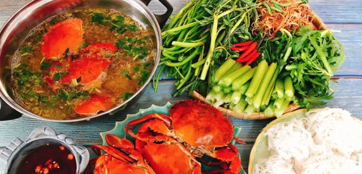 Cách Nấu Lẩu Cua Biển Ngon Chuẩn Vị: Hướng Dẫn Từ A-z