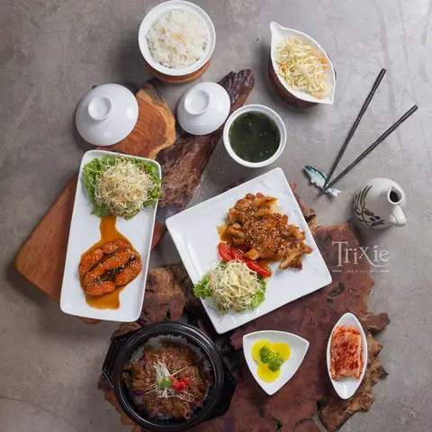 Review 3 Quán Cafe Cơm Trưa Văn Phòng Ngon, Tiện Lợi Cho Dân Công Sở Hà Nội