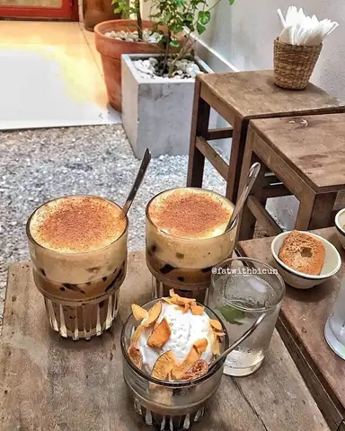 Cafe Trứng Ở Sài Gòn