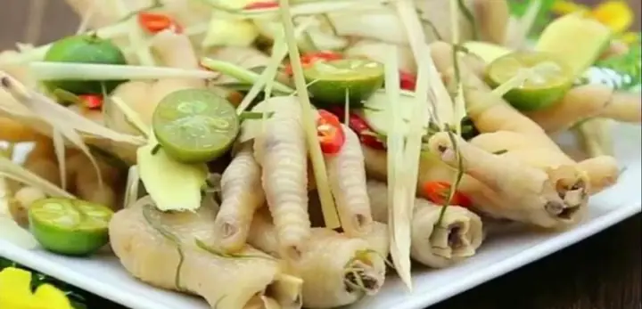 Chân Gà Sả Ớt Mẹ Su