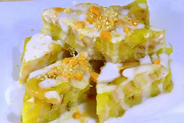 Chè Chuối Hấp Nước Cốt Dừa