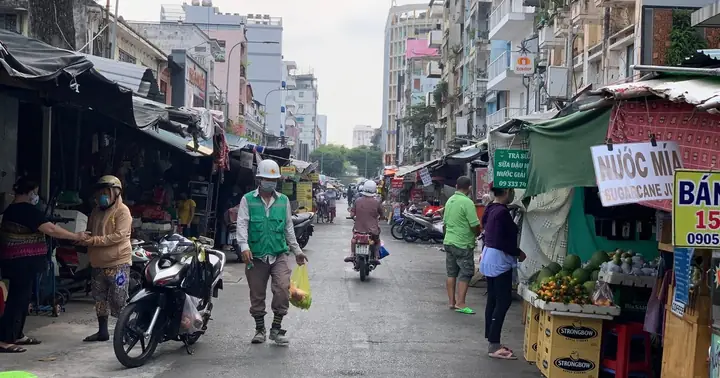 Chợ Tôn Thất Đạm: Review Toàn Diện Địa Điểm Ẩm Thực Trung Tâm Sài Gòn Trước Khi Giải Tỏa
