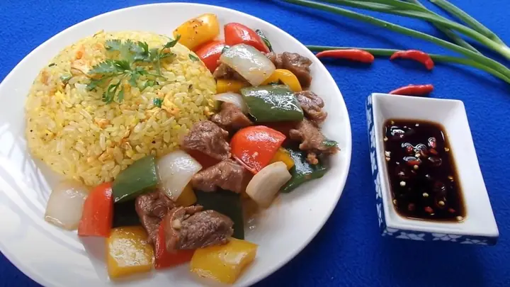 Cách Làm Cơm Chiên Bò Lúc Lắc Thơm Ngon, Mềm Mịn Chuẩn Vị