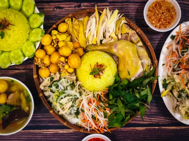 Cơm Gà Tam Kỳ Gần Đây