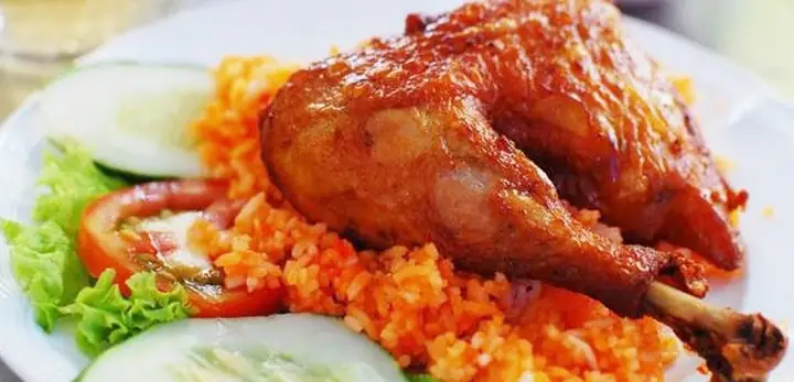 Cơm Gà Xối Mỡ Huy Khoa