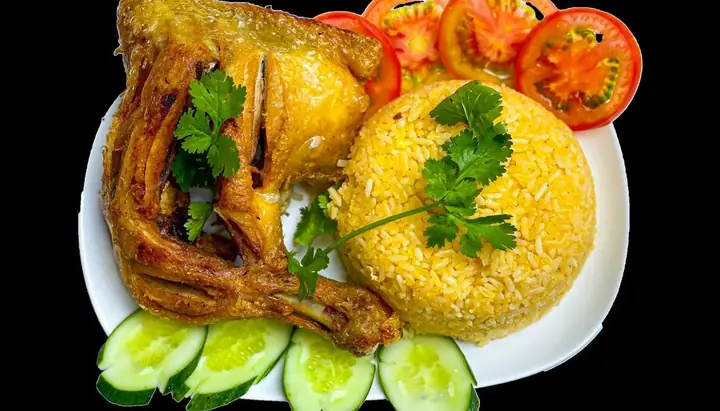 Cơm Gà Xối Mỡ Thạch Lam: Hướng Dẫn Chi Tiết Từ A Đến Z