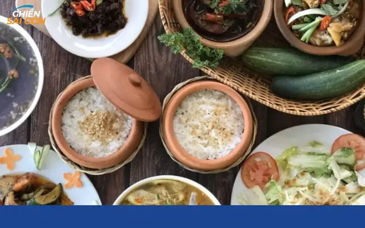 Cơm Niêu D2 Vietnamese Clay Pot Rice