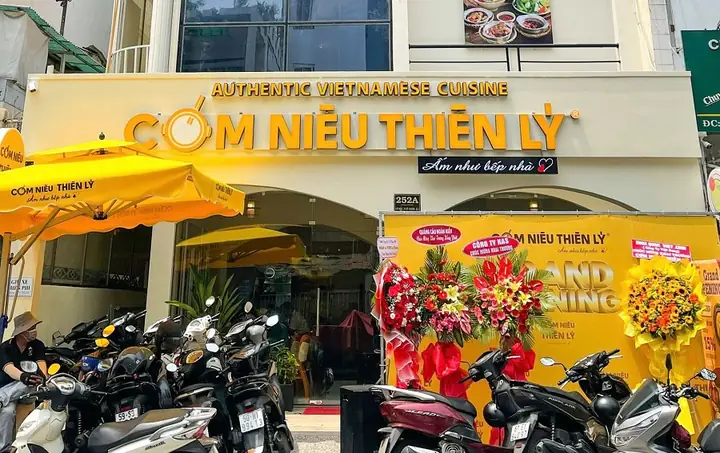 Cơm Niêu Thiên Lý Quận 1