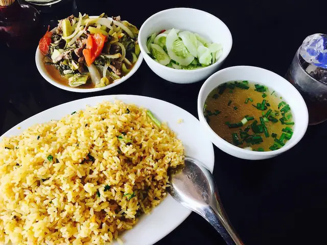 Cơm Rang Dưa Bò Hà Nội