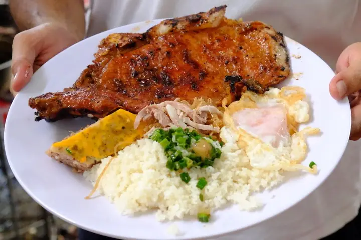 Com Tam Ba Ghien Saigon