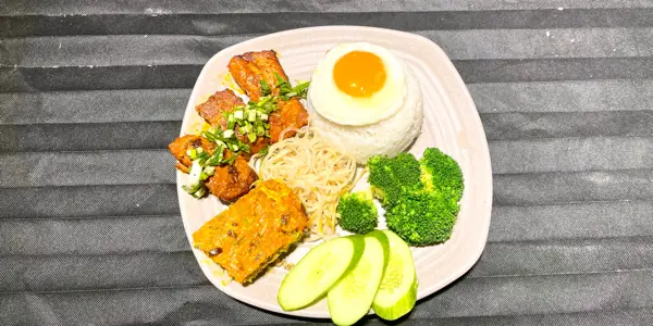 Review Cơm Tấm Sườn Nướng Ngõ 234 Hoàng Quốc Việt: Đánh Giá Chân Thực Từ A Đến Z