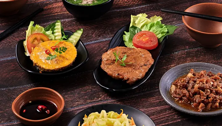 Review Cơm Tấm Kiều Giang: Đánh Giá Khách Quan & Trải Nghiệm Thực Tế