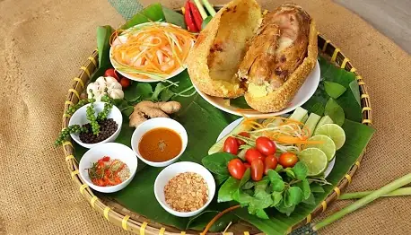 Top 12 Quán Gà Bó Xôi Hà Nội Ngon Khó Cưỡng: Đánh Giá Chi Tiết Từ A Đến Z