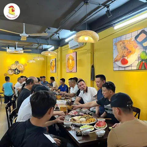 Review Nhà Hàng Gà Tươi Mạnh Hoạch Ba Đình: Đánh Giá Khách Quan Về Chất Lượng, Giá Cả