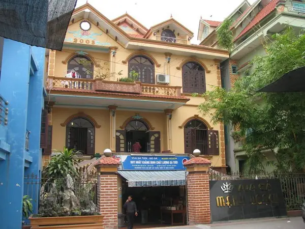 Gà Mạnh Hoạch Ở Đâu Ngon