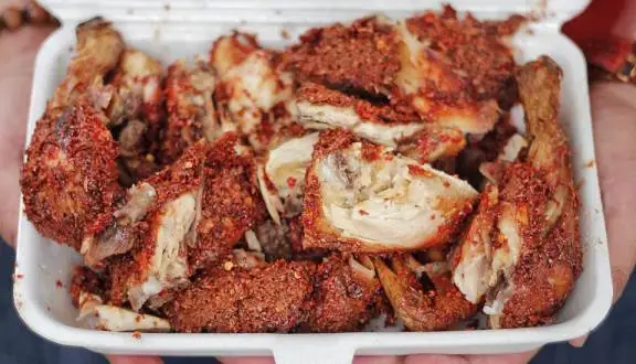 Cách Làm Gà Nướng Muối Ớt Không Cay Tại Nhà