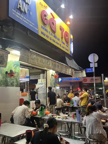 Gà Ta Bảo Anh Trần Phú
