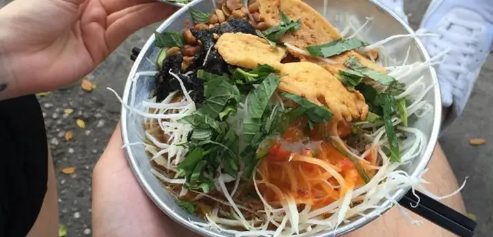 Gỏi Khô Bò Hai Bà Trưng