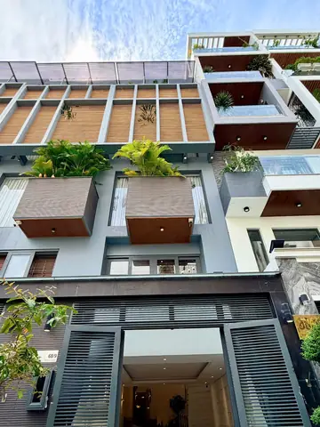 Ẩm Thực Đường Phan Huy Ích Quận Gò Vấp: Cẩm Nang Ăn Uống Từ Đường Phố Đến Nhà Hàng