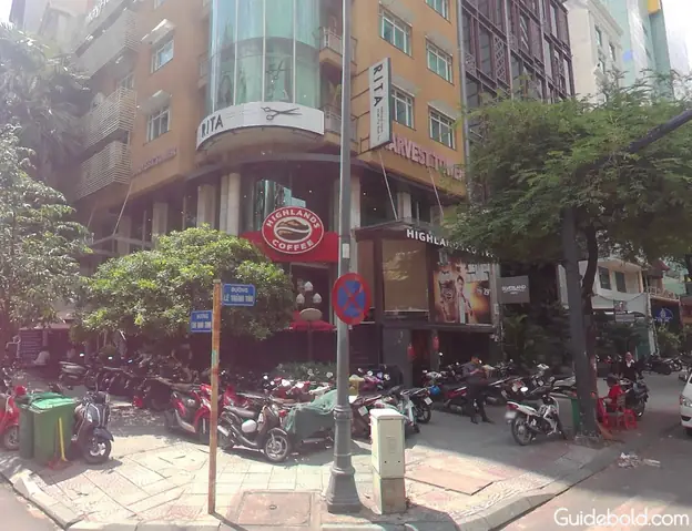 Highland Coffee Le Thanh Ton