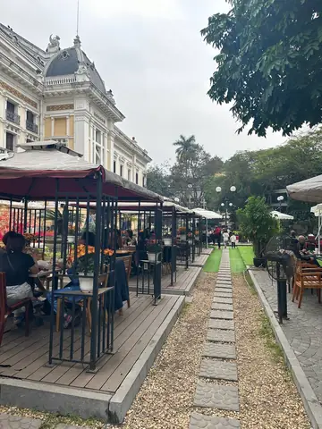 Highland Coffee Nhà Hát Lớn