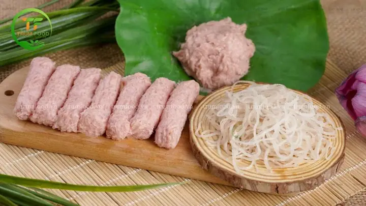 Nem Chua Rán: Bí Quyết Làm Nên Miếng Nem Giòn Rụm Đậm Hương