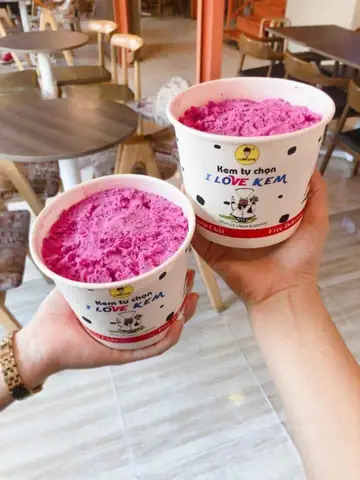 Love Kem Quận 12