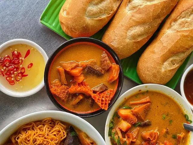 Khu Ăn Vặt Quận 1