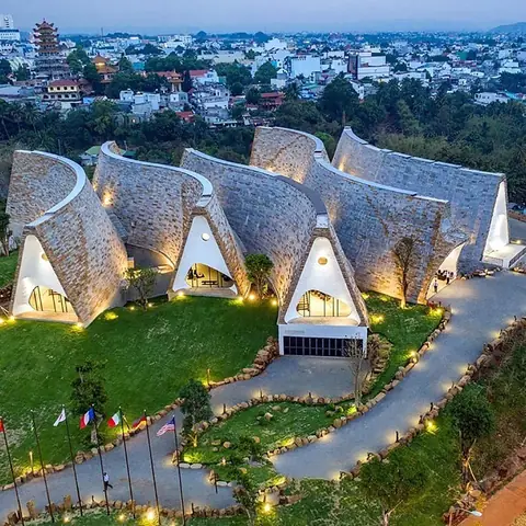 Làng Cà Phê Trung Nguyên Buôn Ma Thuột