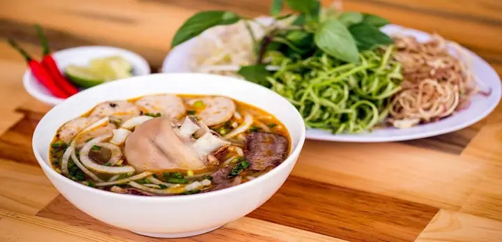 Lẩu Bò Nguyễn Thái Sơn