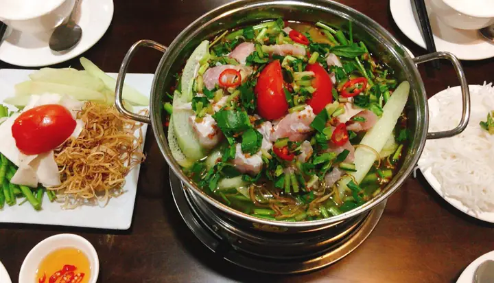 Review Lẩu Cá Đuối Thủ Đức: Trải Nghiệm Ẩm Thực Đậm Chất Miền Tây