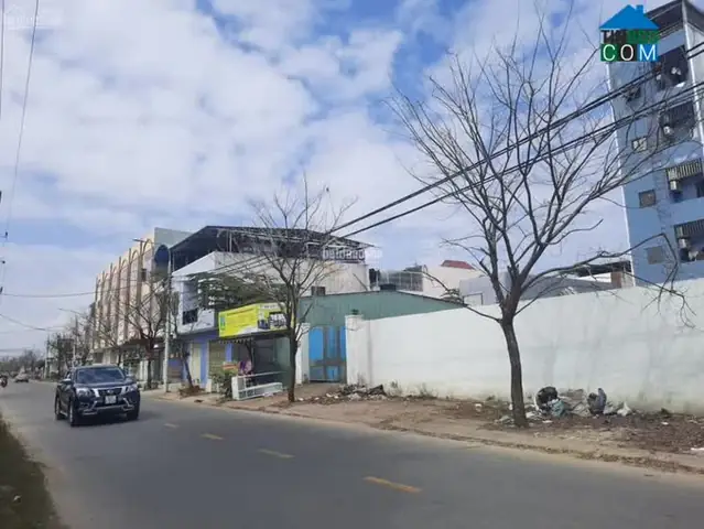 Đường Lê Hiến Mai Đà Nẵng: Khám Phá Ẩm Thực Và Cuộc Sống Quanh Con Đường Này