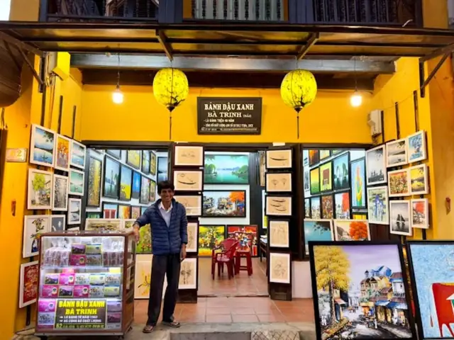 Lò Bánh Đậu Xanh Bà Trinh