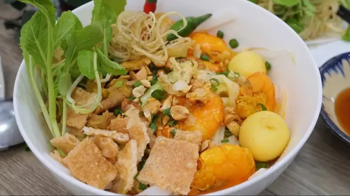 Quán Mì Quảng Bình Thạnh Ngon Nhất: Đánh Giá Chi Tiết