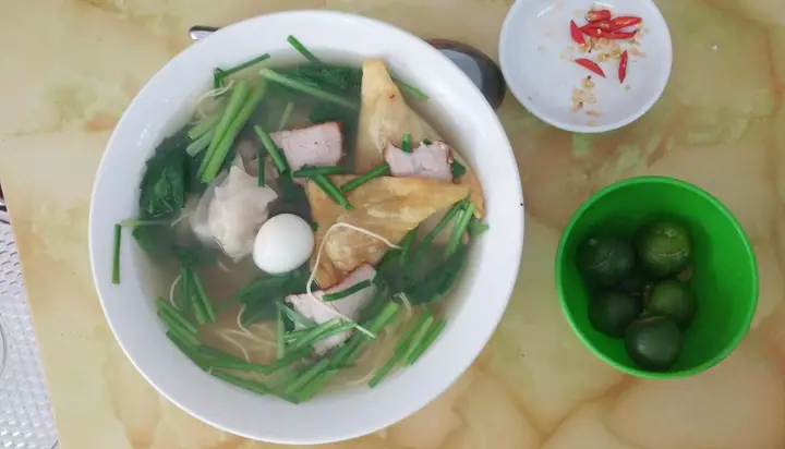 Review Quán Mì Vằn Thắn Thái Thịnh: Trải Nghiệm Thực Tế Từ Người Dùng