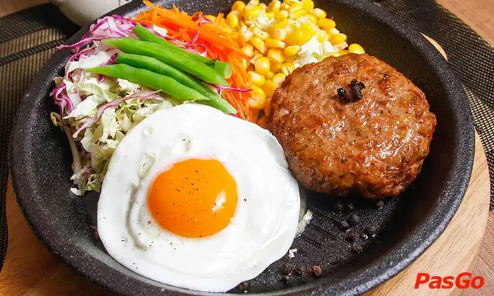 Món Ngon Trên Đĩa Nóng: Khám Phá Ẩm Thực Teppan Chuẩn Vị Nhật