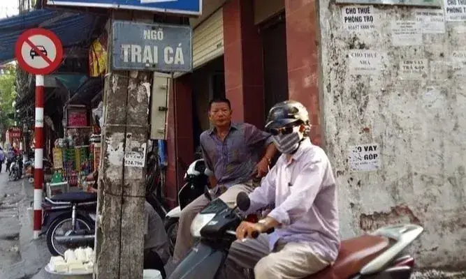Ngõ Trại Cá Trương Định: Đánh Giá Chi Tiết Về Thiên Đường Ẩm Thực Bình Dân Giữa Lòng Hà Nội