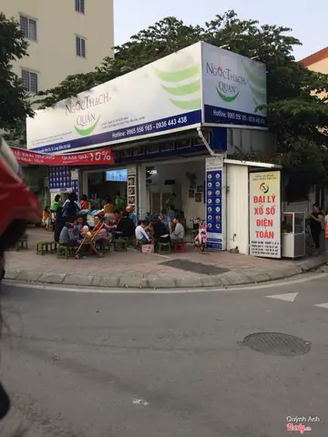 Ngọc Thạch Quán Long Biên