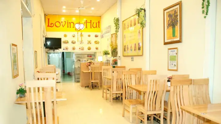 Review Nhà Hàng Chay Loving Hut Nguồn Cội: Trải Nghiệm Ẩm Thực Thuần Chay Tinh Tế Tại Hà Nội
