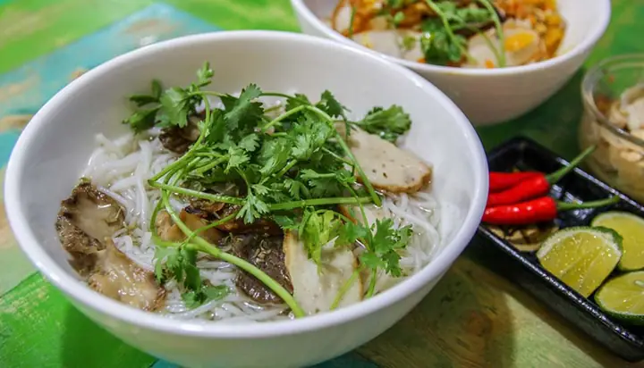 Review Nhà Hàng Chay Phương Nam Huế: Trải Nghiệm Ẩm Thực Chay Đậm Chất Huế