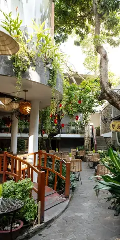 Nha Hang Chay Vegetarian Restaurant