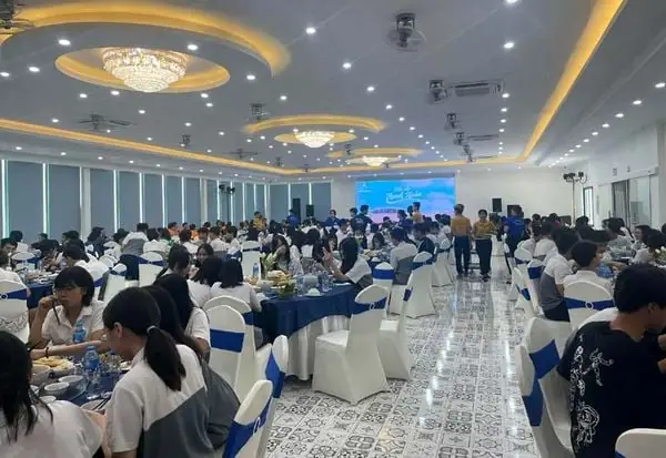 Nhà Hàng Hữu Nghị Ninh Bình