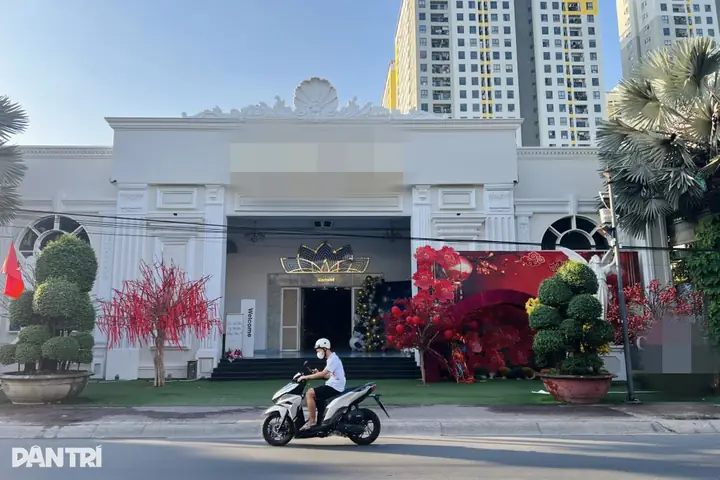 Nhà Hàng Nga Ở Tphcm