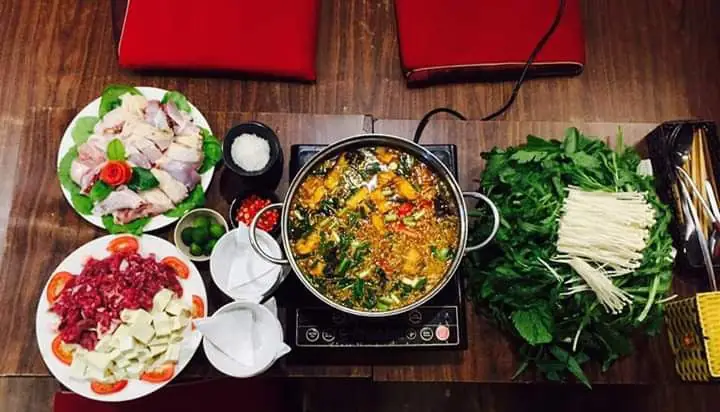 Nhà Hàng Sen Việt Linh Đàm: Đánh Giá Toàn Diện Từ Không Gian Đến Món Ăn