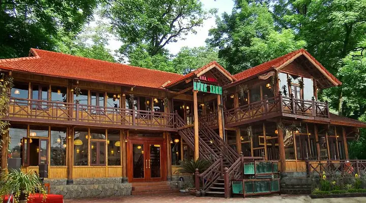 Nhà Hàng Rừng Xanh Sapa