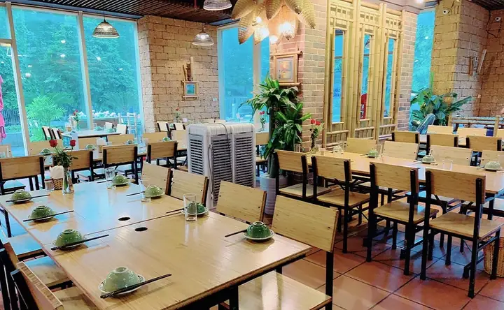 Nhà Hàng Sông Quê Mandarin