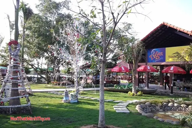 Review Nhà Hàng Tiamo Phú Thịnh: Trải Nghiệm Ẩm Thực Giữa Lòng Thiên Nhiên Sông Nước